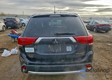 2016 Mitsubishi Outlander Se z USA, uszkodzony, nr VIN JA4AD3A39GZ002753
